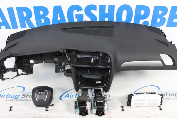 Airbag kit Tableau de bord noir Audi A4 B8 (2008-2014)