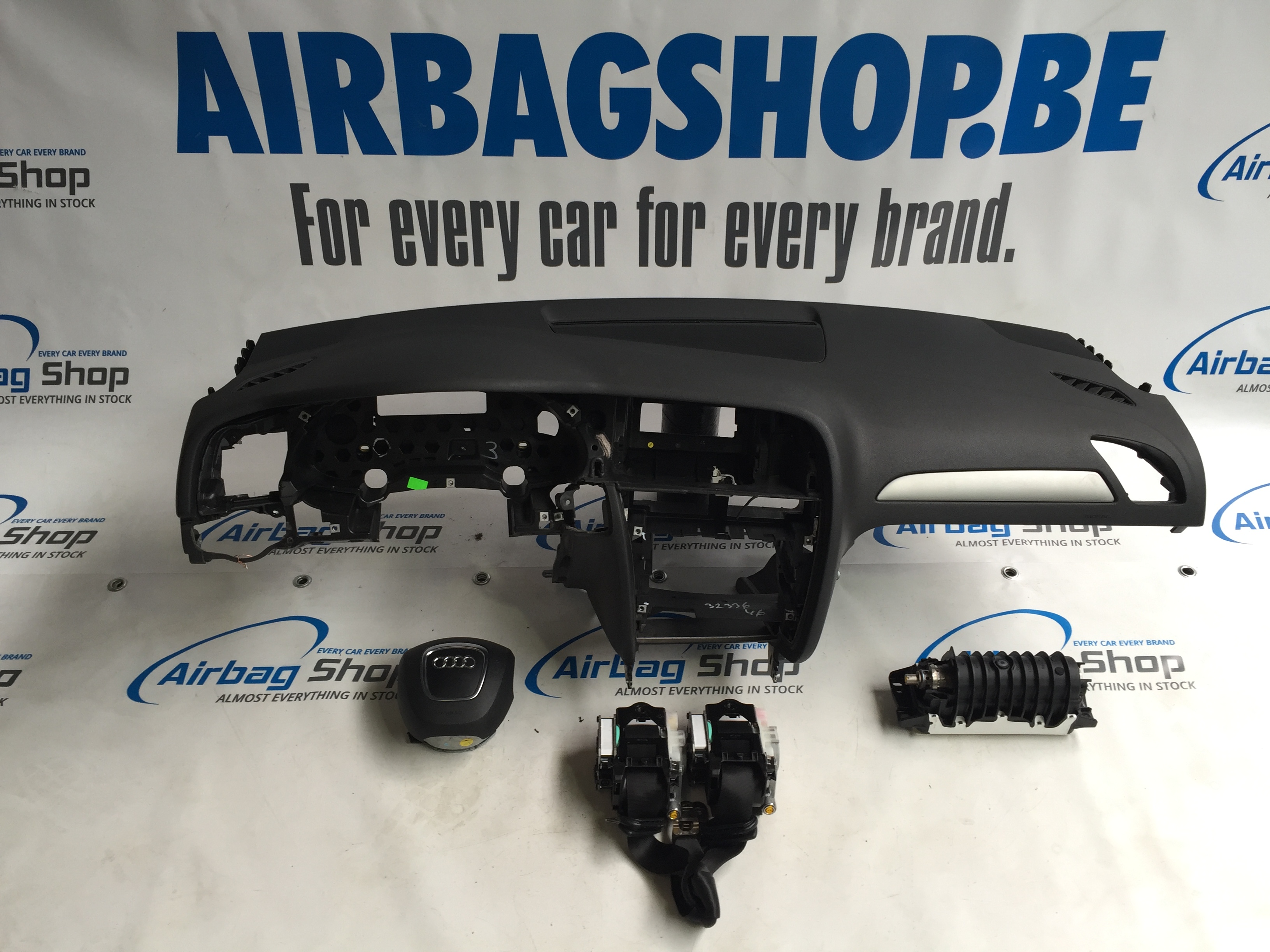 Airbag kit Tableau de bord Audi A4 B8 (2008....) Airbag.eu