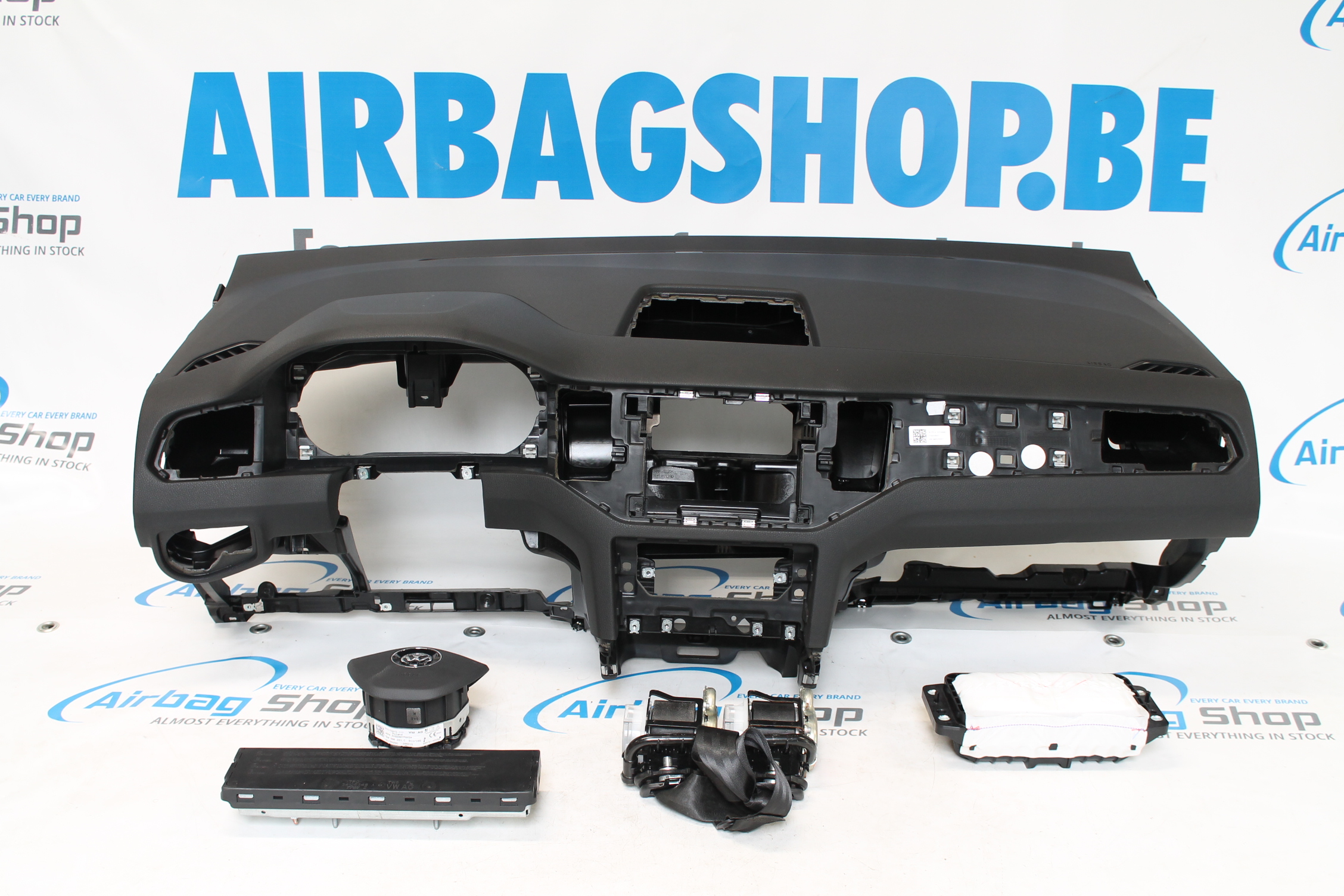 Airbag set Dashboard Volkswagen golf 7 sportsvan Airbag.eu