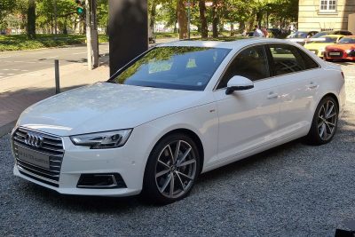 Audi A4 B9 (2015-heden)