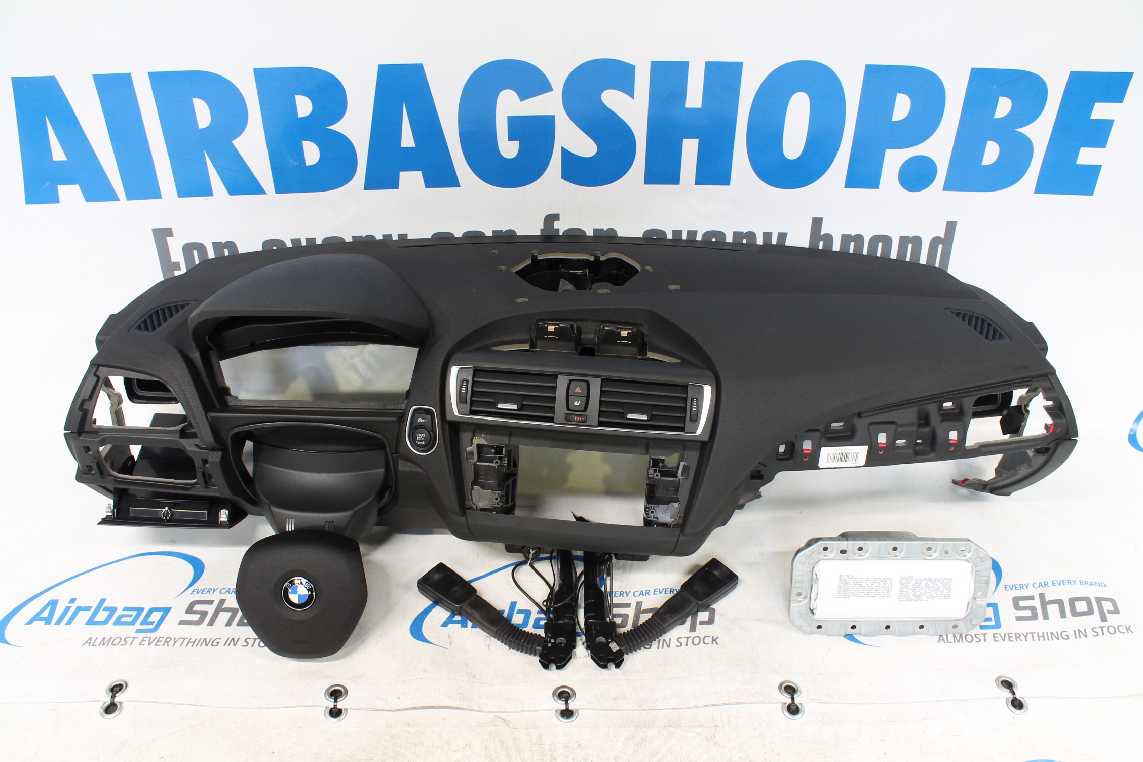 Airbag set dashboard BMW 1 serie F20 F21 buy ? Airbag.eu