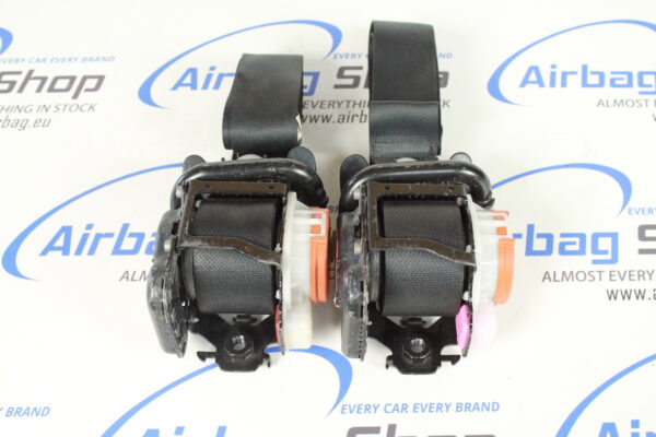 2 x Gordels + 1 x spanner Nissan Qashqai (2013-heden)