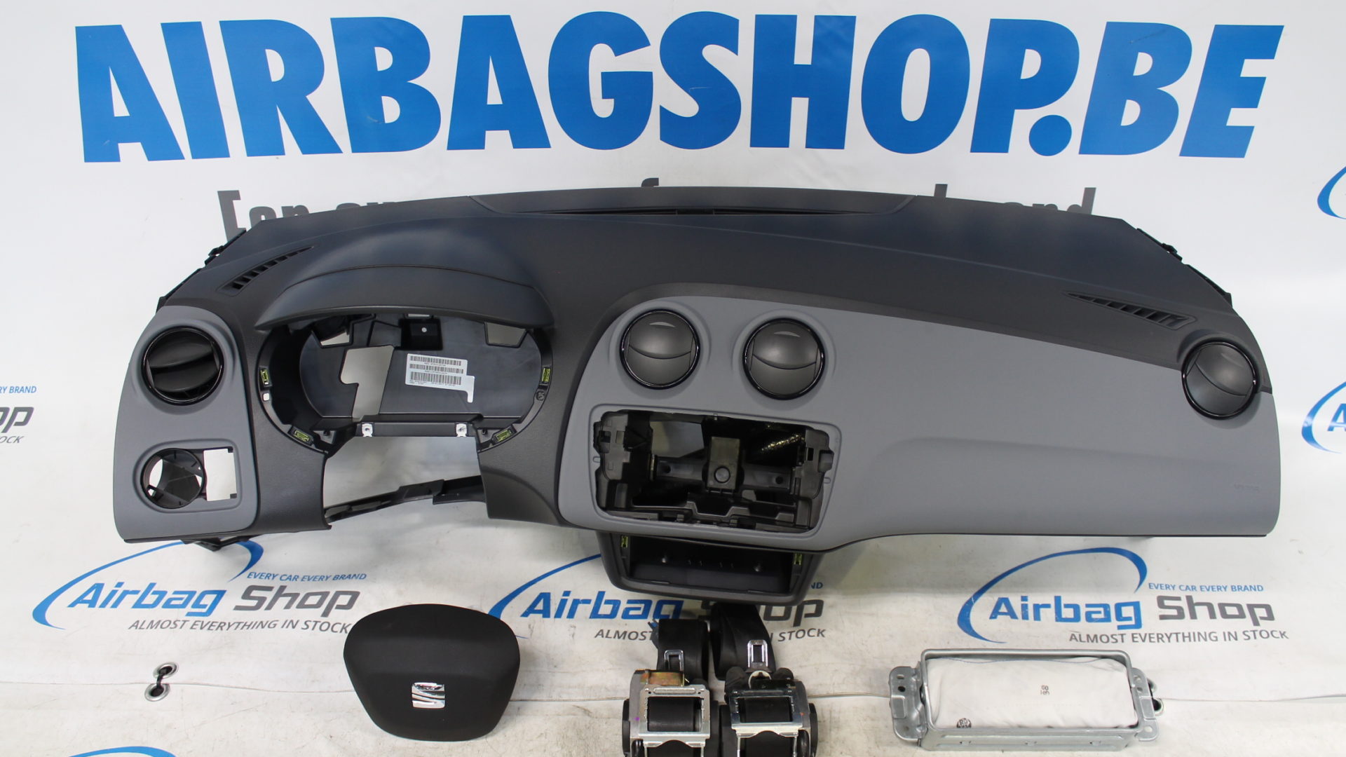 Airbag set Armaturenbrett dunkelgrau Seat 6J facelift (2015