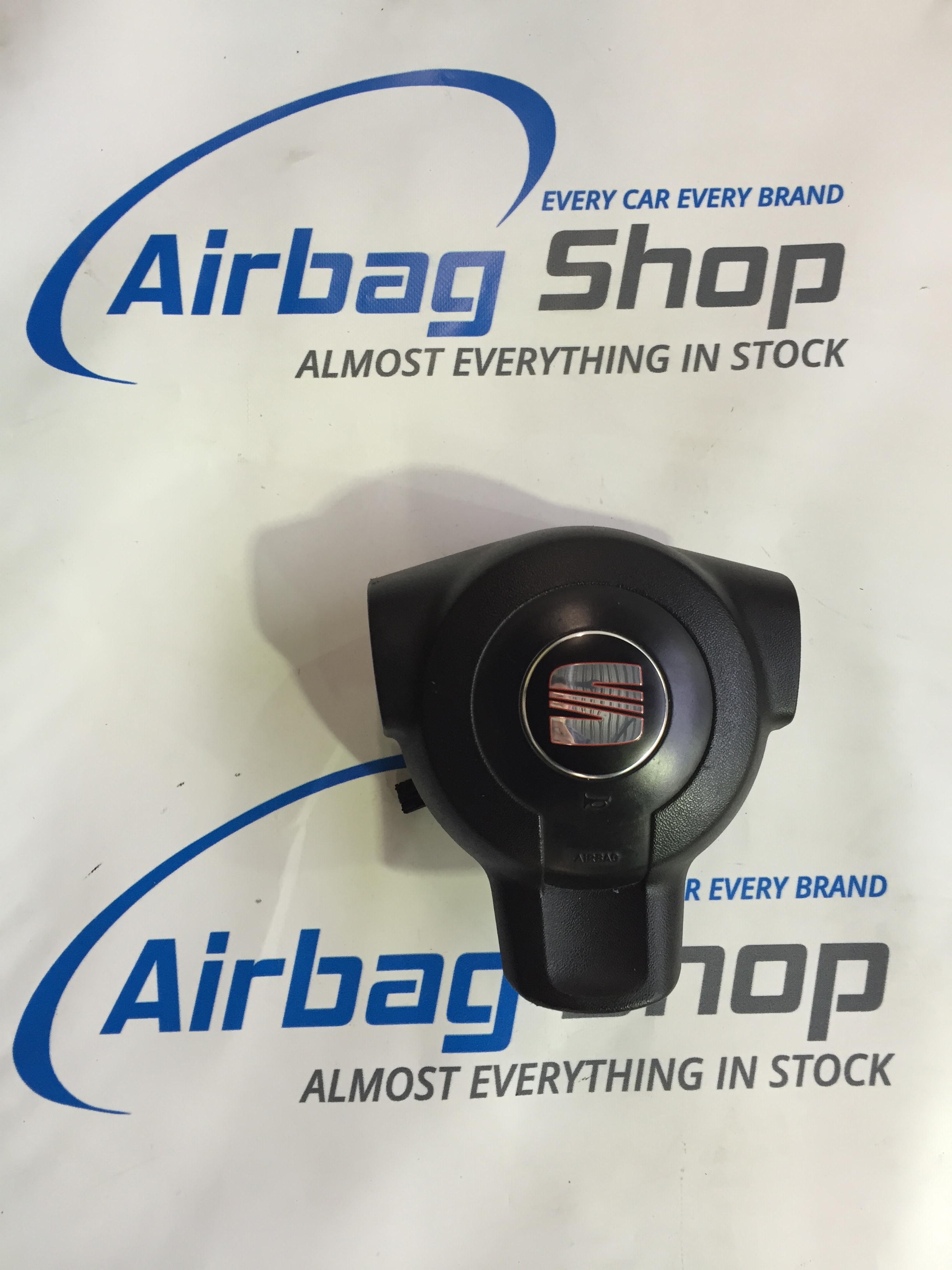 Airbag set Dashboard black Seat Leon 1P (20052012) Airbag Shop