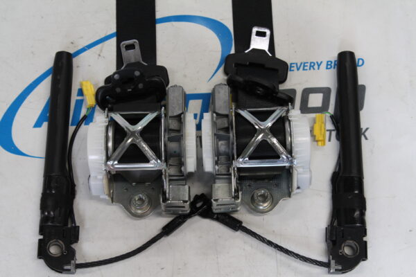 2 x ceintures + 2 x prétensionneurs Fiat 500 (2016-....)