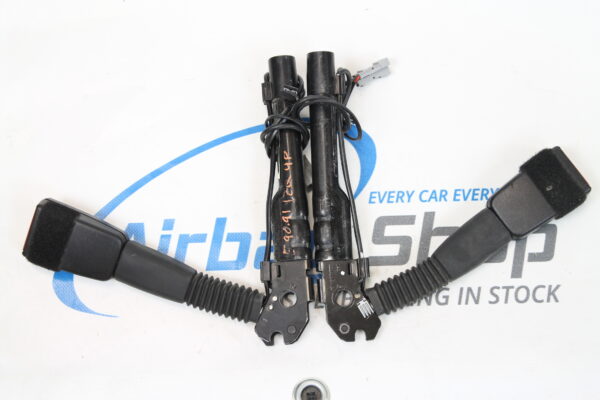 2 x Pretensioners BMW X1 E84 (2008-2015)