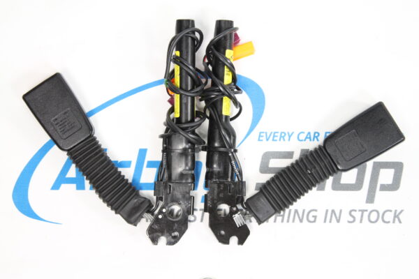 2 x Pretensionatori Ford Kuga (2008-2013)