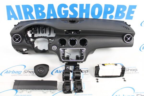 Airbag kit - Tableau de bord carbon Mercedes A klasse W176 facelift (2012-2018)