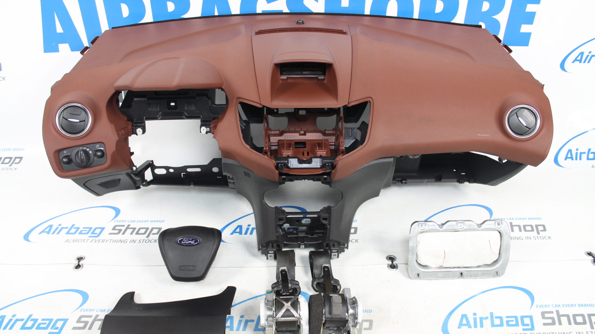 Airbag kit Tableau de bord beige Ford Fiesta MK7 Airbag.eu