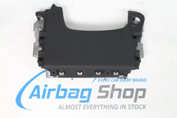 Genou airbag Mitsubishi Outlander (2012-....)