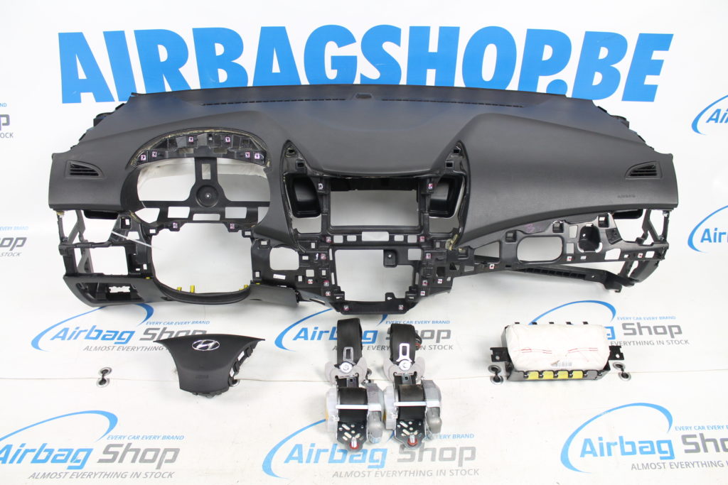 Airbag set Dashboard black Hyundai i30 (20122017) Airbag Shop