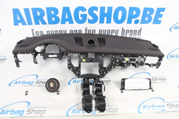 Airbag set - Dashboard brown with stitches Porsche Macan (2014-....) 