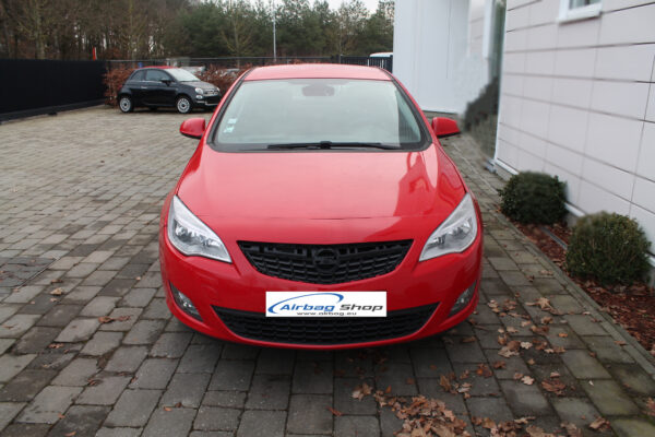 Opel Astra J (2009-....)
