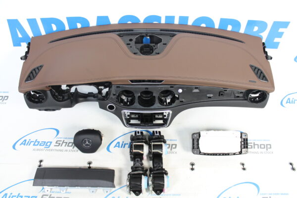 Airbag kit - Tableau de bord brun cuir Mercedes CLA Klasse C117 (2013-2019)