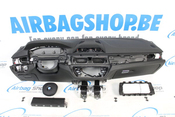 Airbag kit – Cruscotto nero HUD con speaker BMW 5 serie G30 (2017-….)