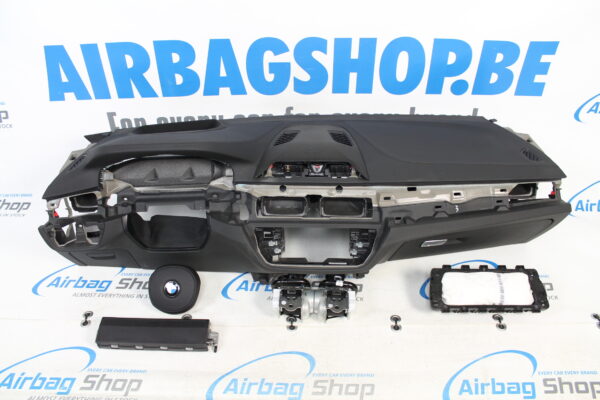 Airbag kit – Cruscotto M pelle nero cucitura HUD con speaker BMW 5 serie G30 (2017-….)