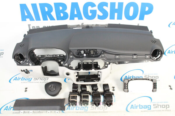Airbag set - Dashboard zwart wit facelift Mercedes B klasse W246 (2011-2018)