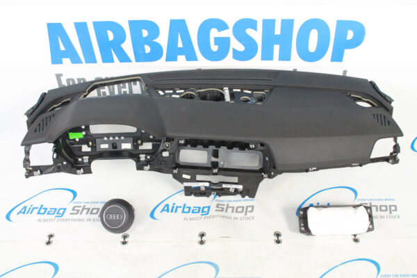 Airbag set - Dashboard HUD 3 spoke black Audi Q5 FY (2017-....)