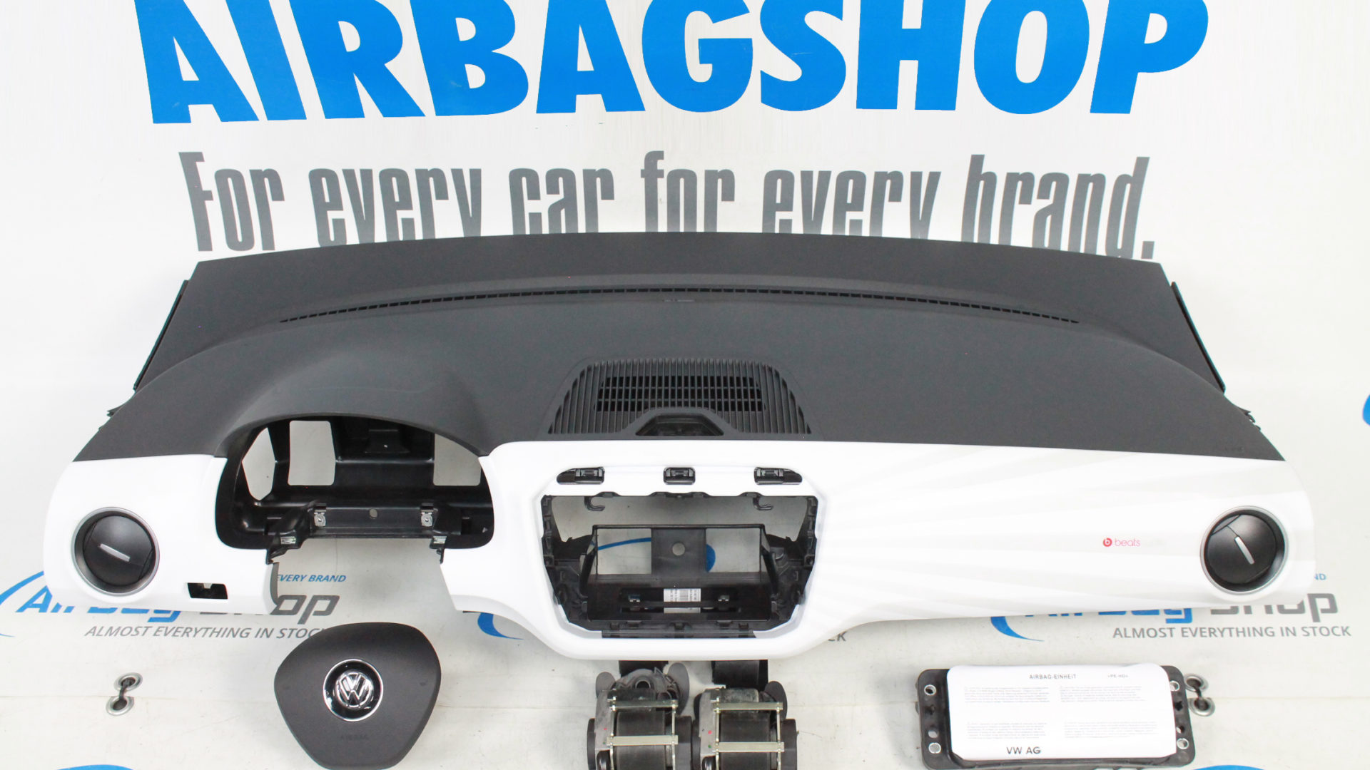 Airbag set - Dashboard white beats Volkswagen Up facelift (2016-.)
