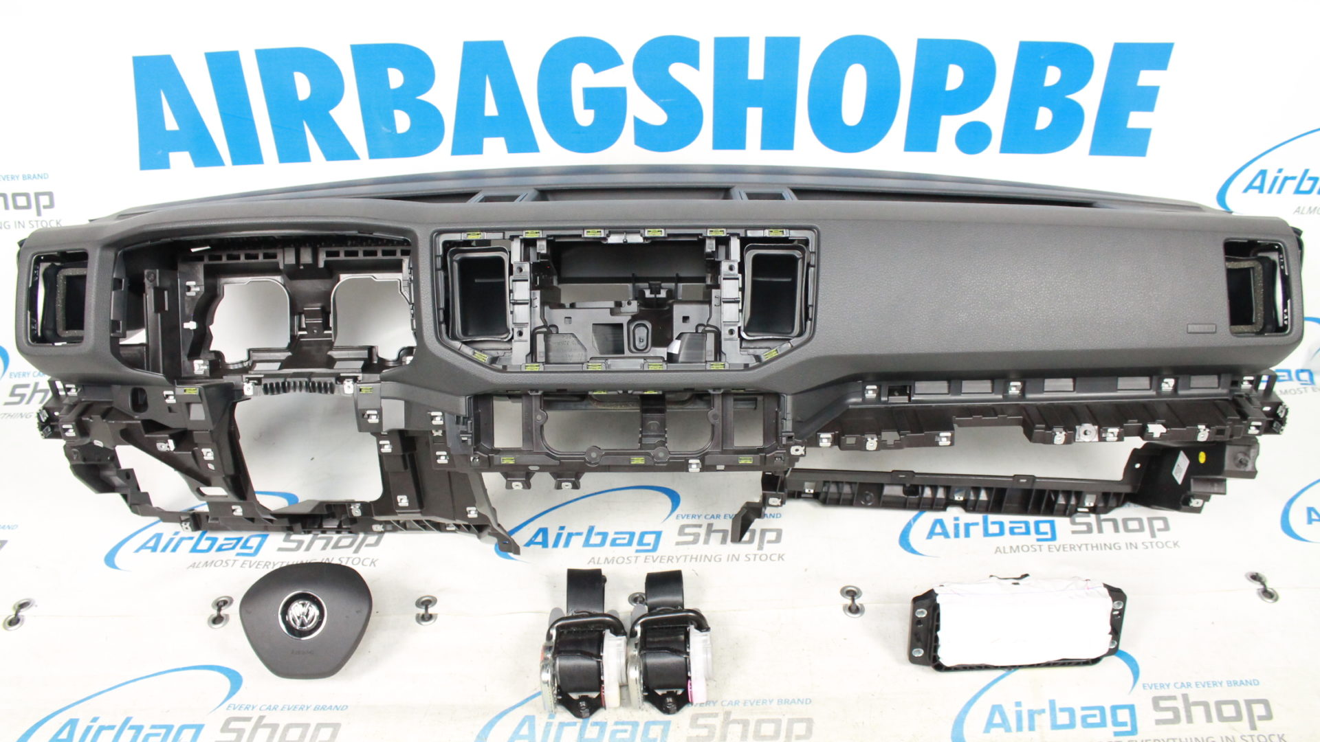 Airbag set Dashboard Volkswagen Caddy (2015....) Airbag.eu