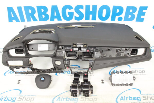 Airbag kit – Cruscotto HUD cucitura bianco BMW 2 serie F45 F46 Active Tourer (2013-….)