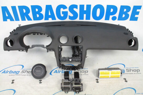 Airbag set - Dashboard black Audi A3 8P (2005-2012)