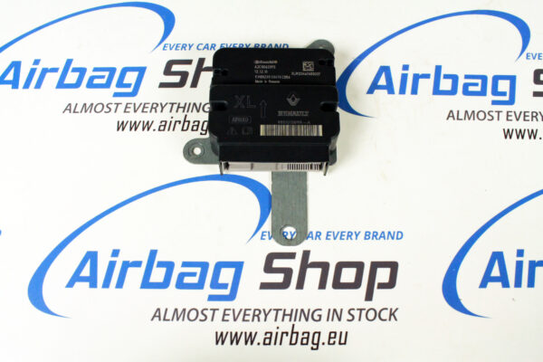 Airbag module Renault Clio (2011)