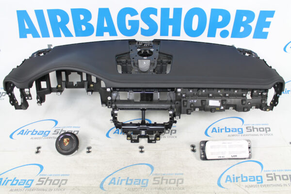 Airbag kit - Tableau de bord cuir noir avec couture gris Porsche Cayenne (2017-....)