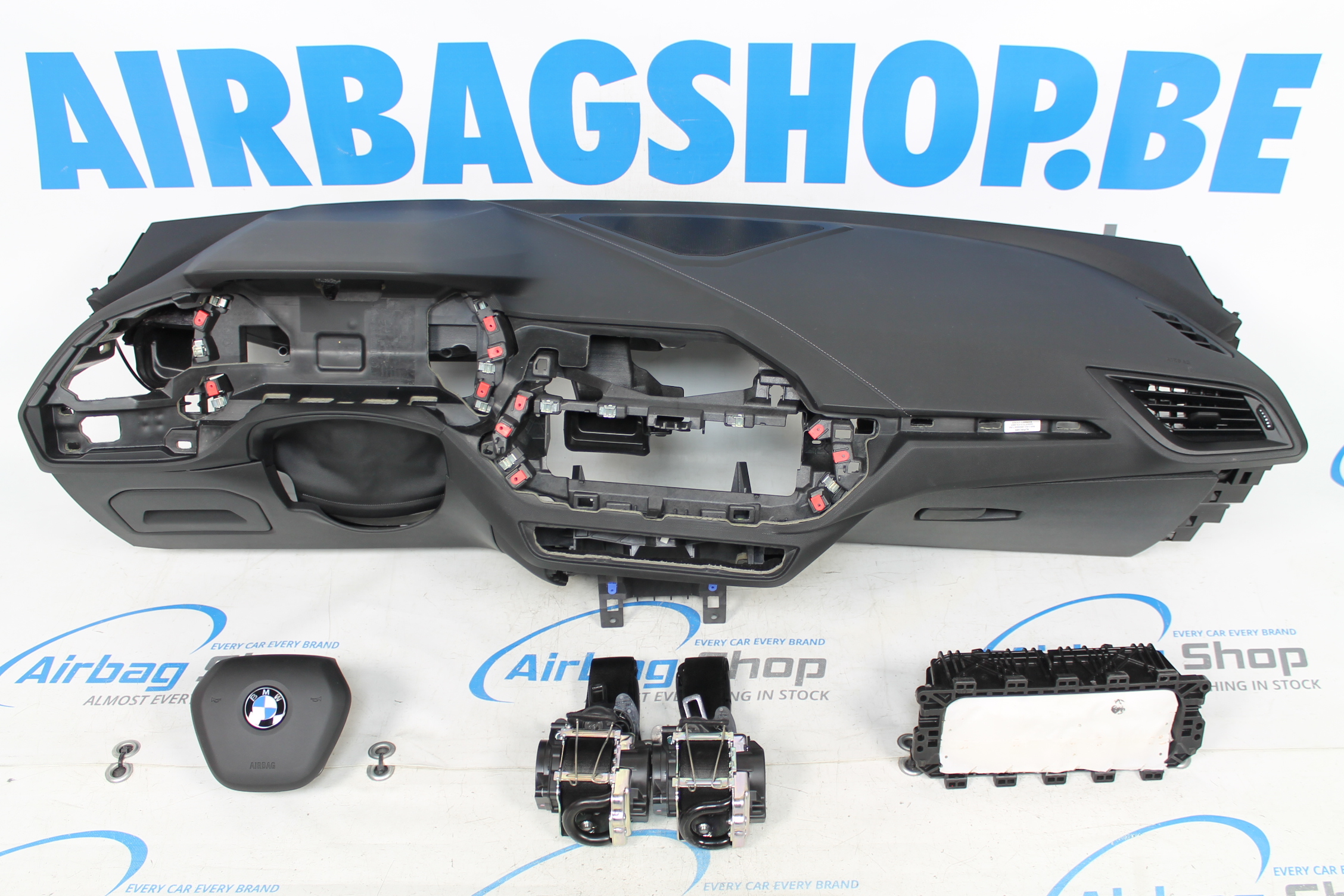 Airbag set Dashboard black with speaker grey stitches