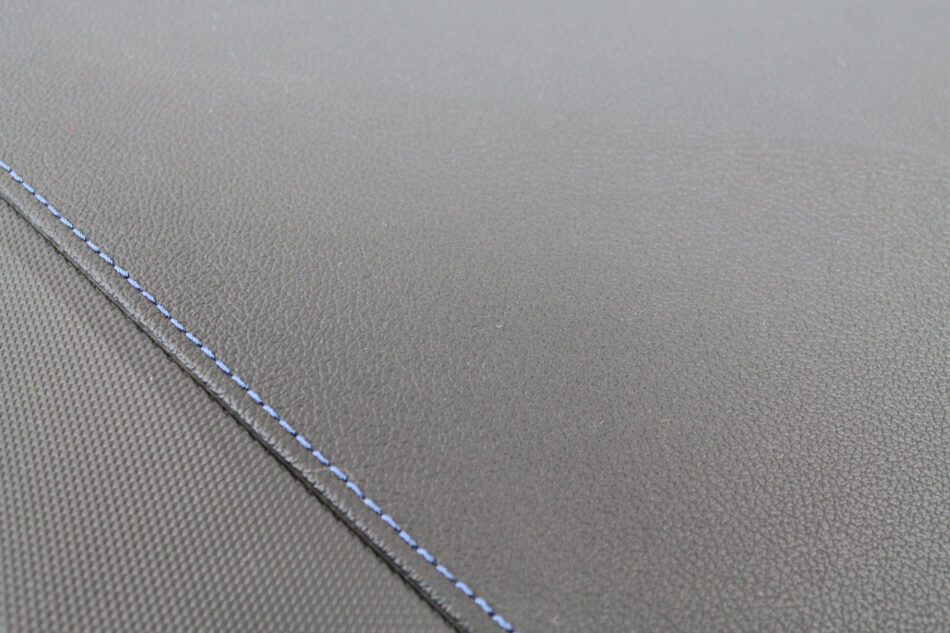 Airbag set – Dashboard M met blauwe stiksels BMW 1 serie F40 (2019-heden) bmw2962b