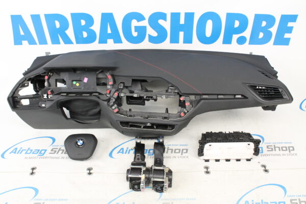 Airbag kit - Cruscotto con cucitura rosso BMW 1 serie F40 (2019-....)