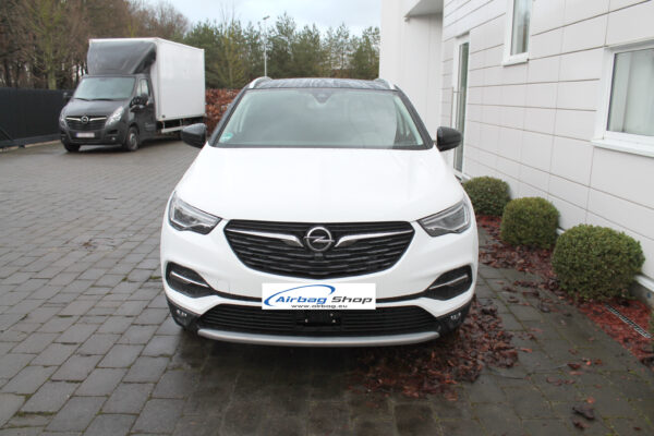 Opel Grandland X (2018)