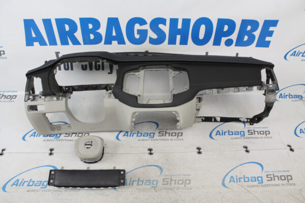 Airbag set - Dashboard black/beige HUD stitches Volvo XC90 (2015-....)
