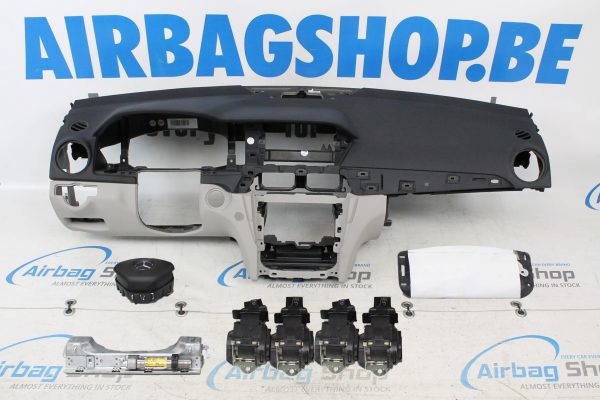 Airbag set - Dashboard black/white Mercedes C klasse W204 facelift (2011-2014)