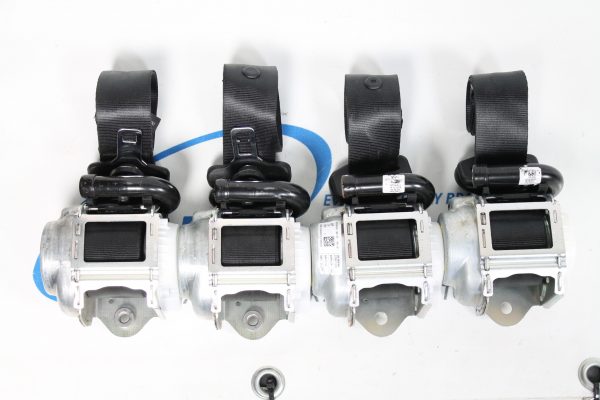 2 x cinture davanti + 2 x indietro Ford Puma (2019-....)