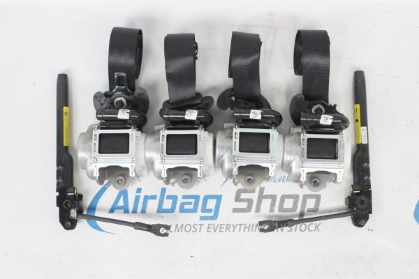4 x Cinture + 2 x pretensionatori Citroen Berlingo (2018-....)