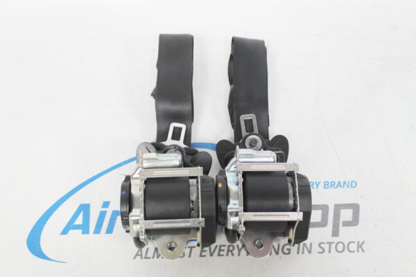 2 x cinture davanti + 2 x indietro Ford Kuga (2019-....)