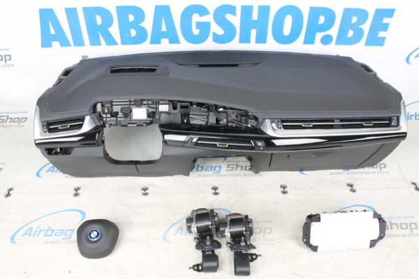 Airbag kit - Cruscotto in pelle HUD con altoparlante e cuciture blu BMW iX1 (2022-….)
