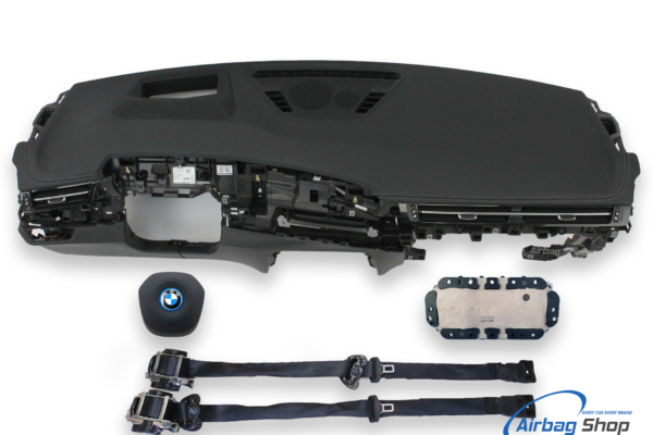 Airbag kit - Cruscotto nero HUD con speaker e cucitura bianca BMW X1 U11 (2022-...)